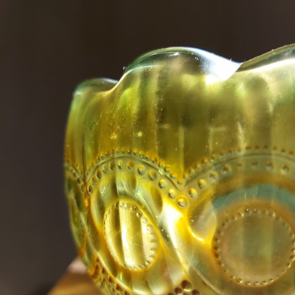 Carnival glass candy dish - Picture 3 of 4